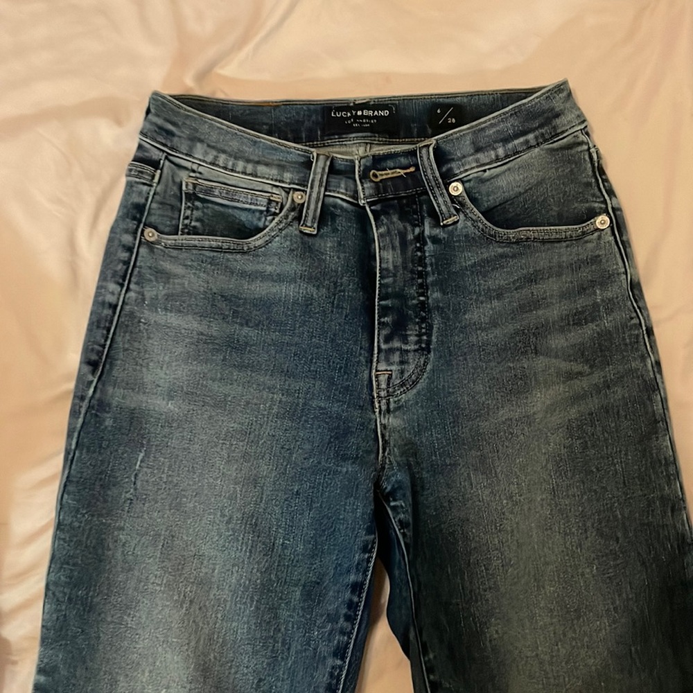 Lucky brand jeans never worn